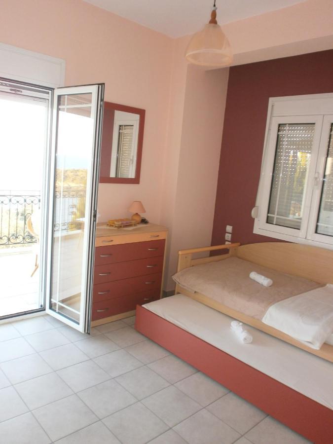 Beach Front House With View Marathos  Экстерьер фото