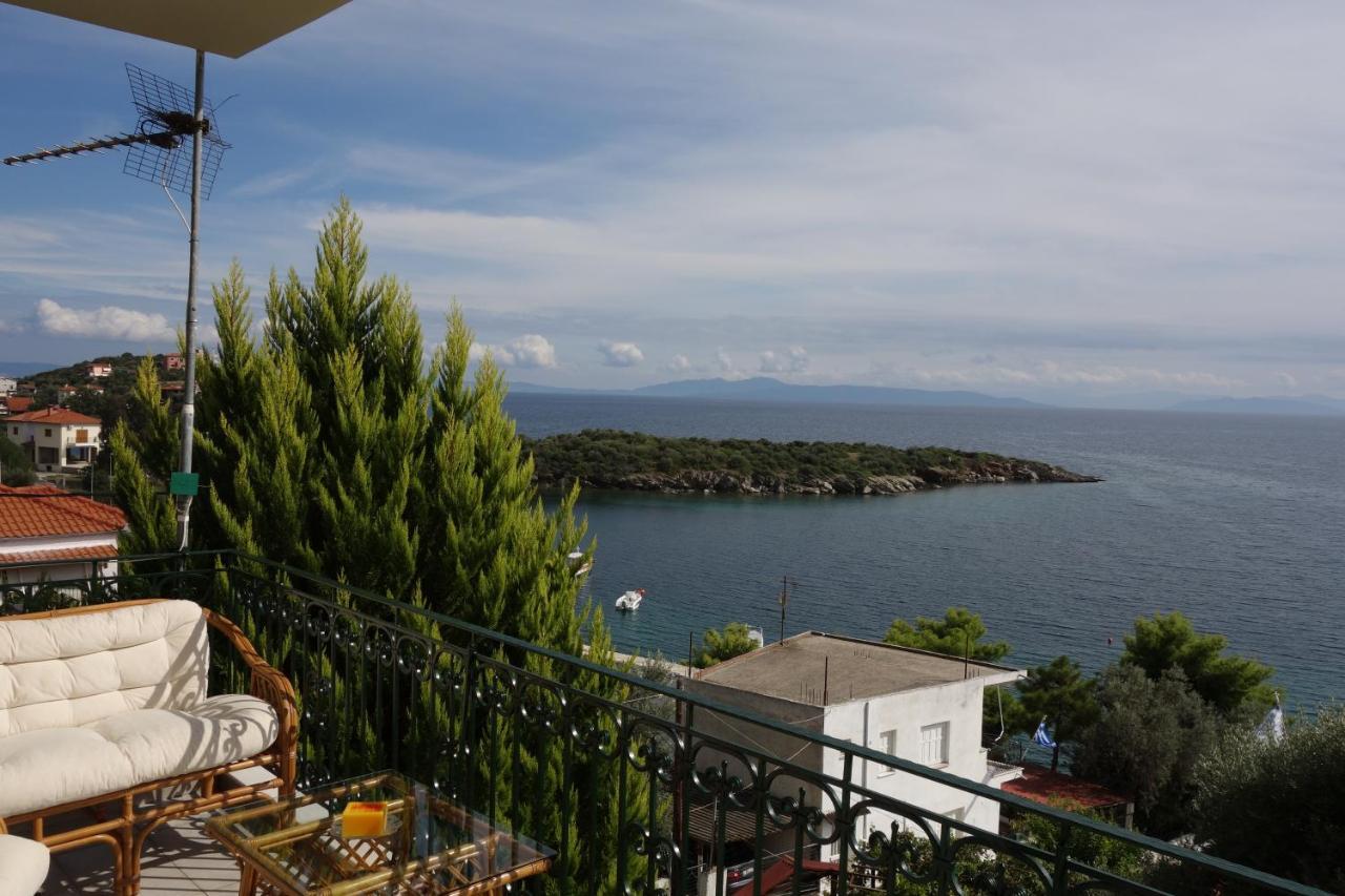 Beach Front House With View Marathos  Экстерьер фото